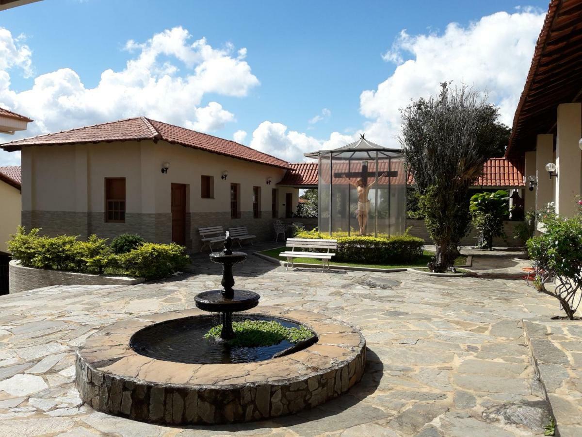 Recanto Monsenhor Domingos Hotel Caete Exterior photo